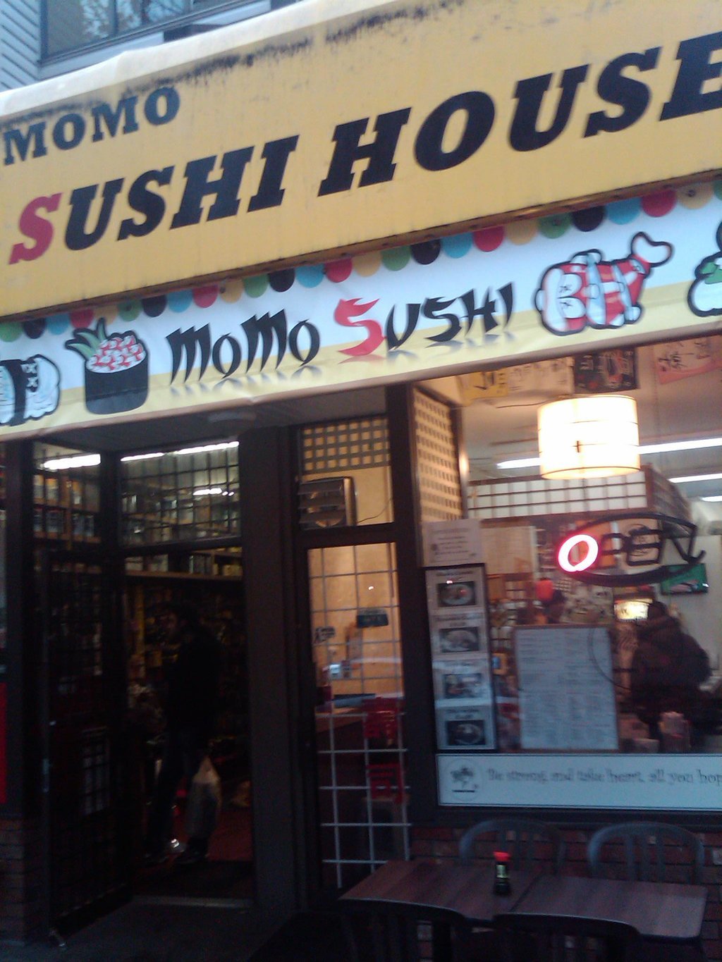 Mo-Mo Sushi House